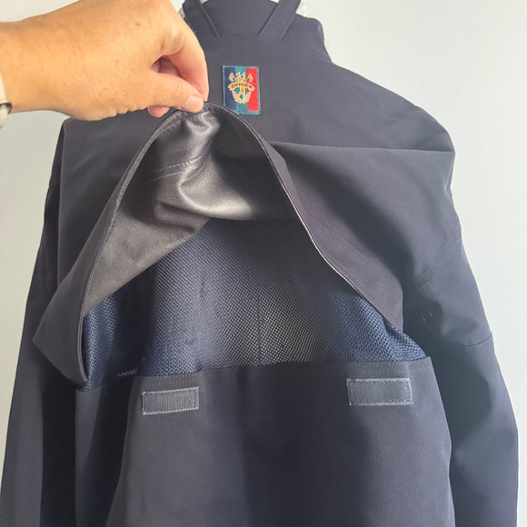 Sunice - Blue and White Pull Over Golf Windbreaker Jacket - Picture 4 of 15